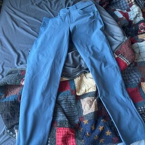 Men’s Like New Lululemon ABC pants